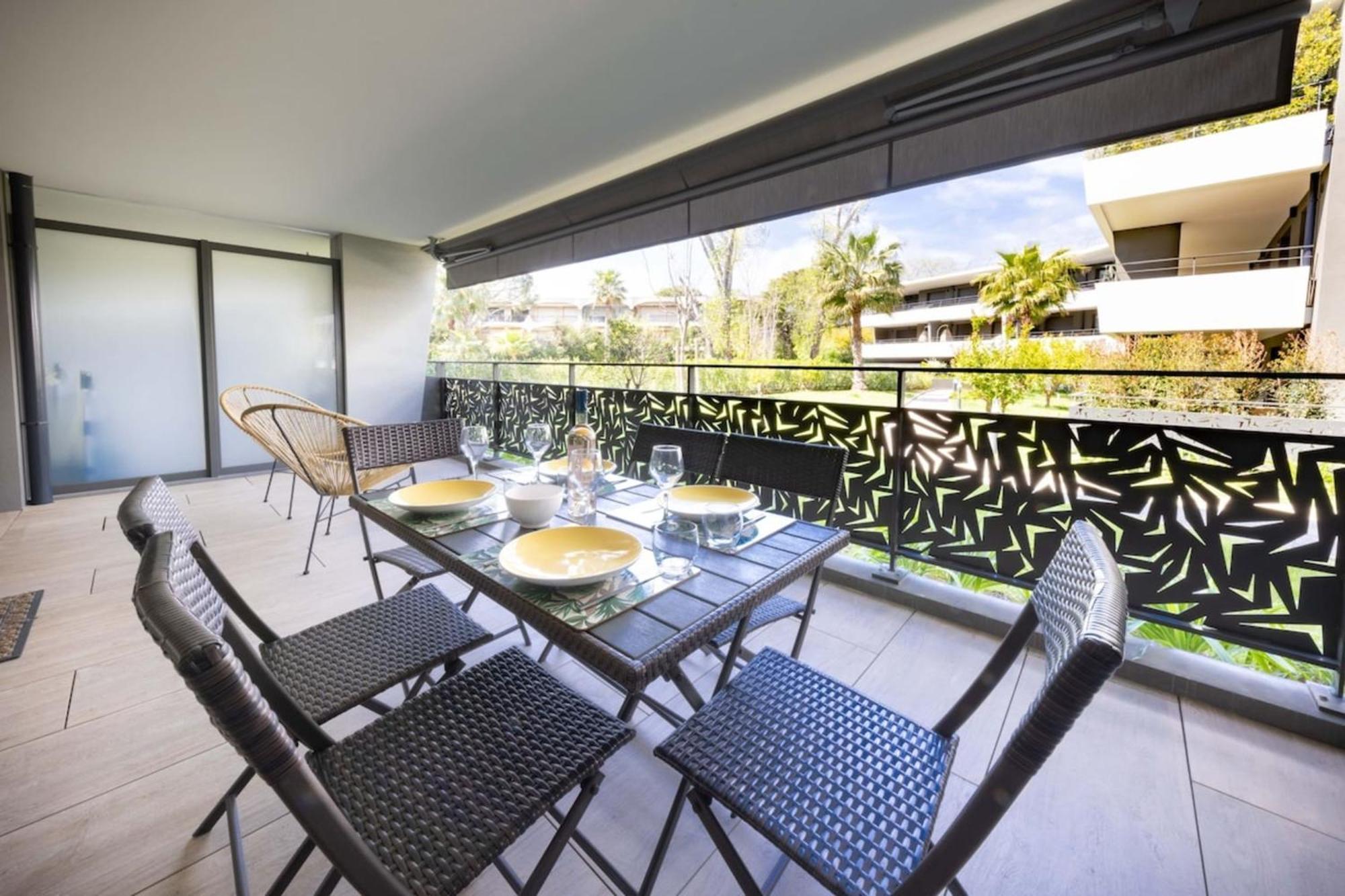06Ah - Superb Waterfront T2 - Swimming Pool Lägenhet Villeneuve-Loubet Exteriör bild