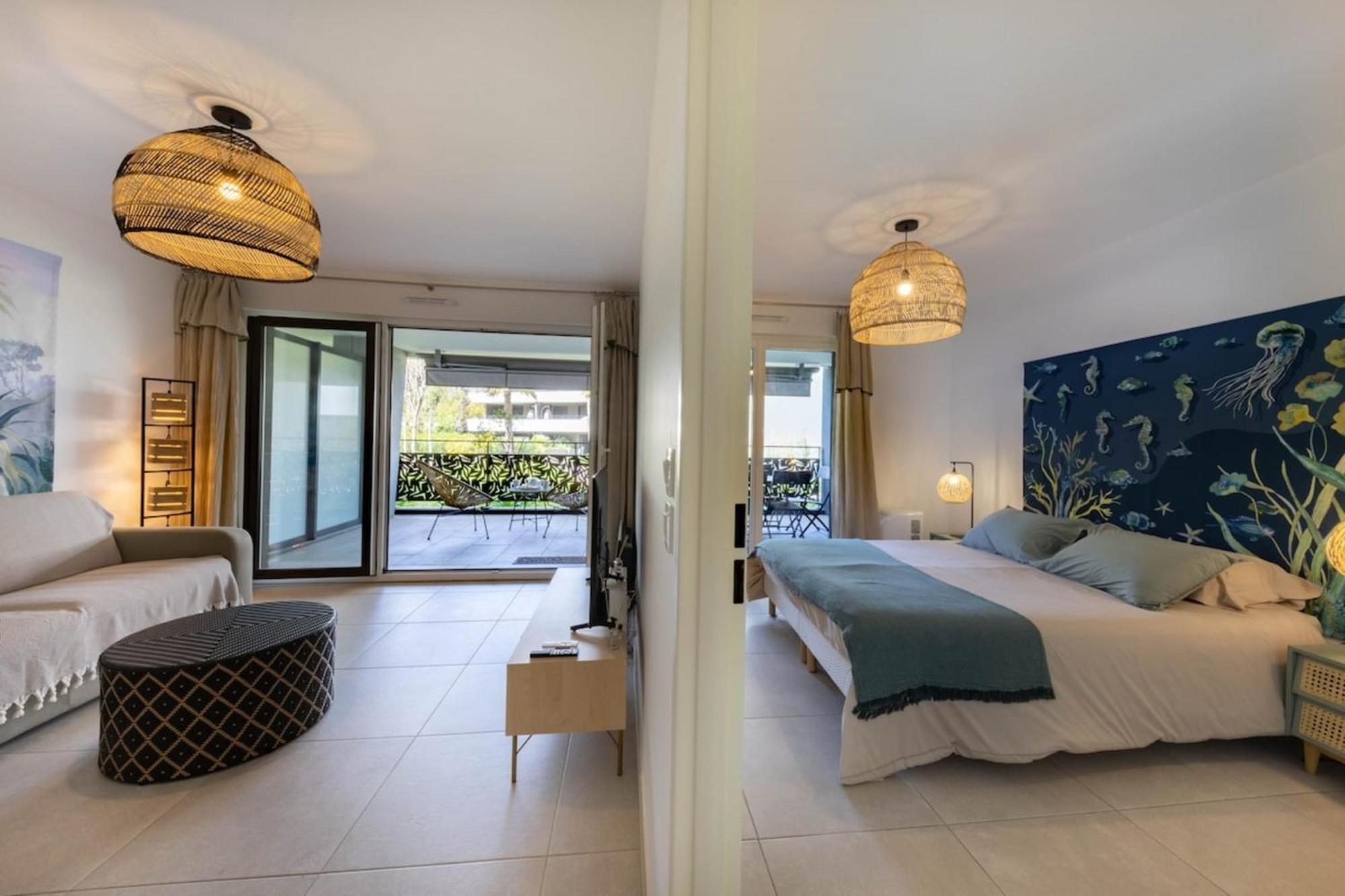 06Ah - Superb Waterfront T2 - Swimming Pool Lägenhet Villeneuve-Loubet Exteriör bild
